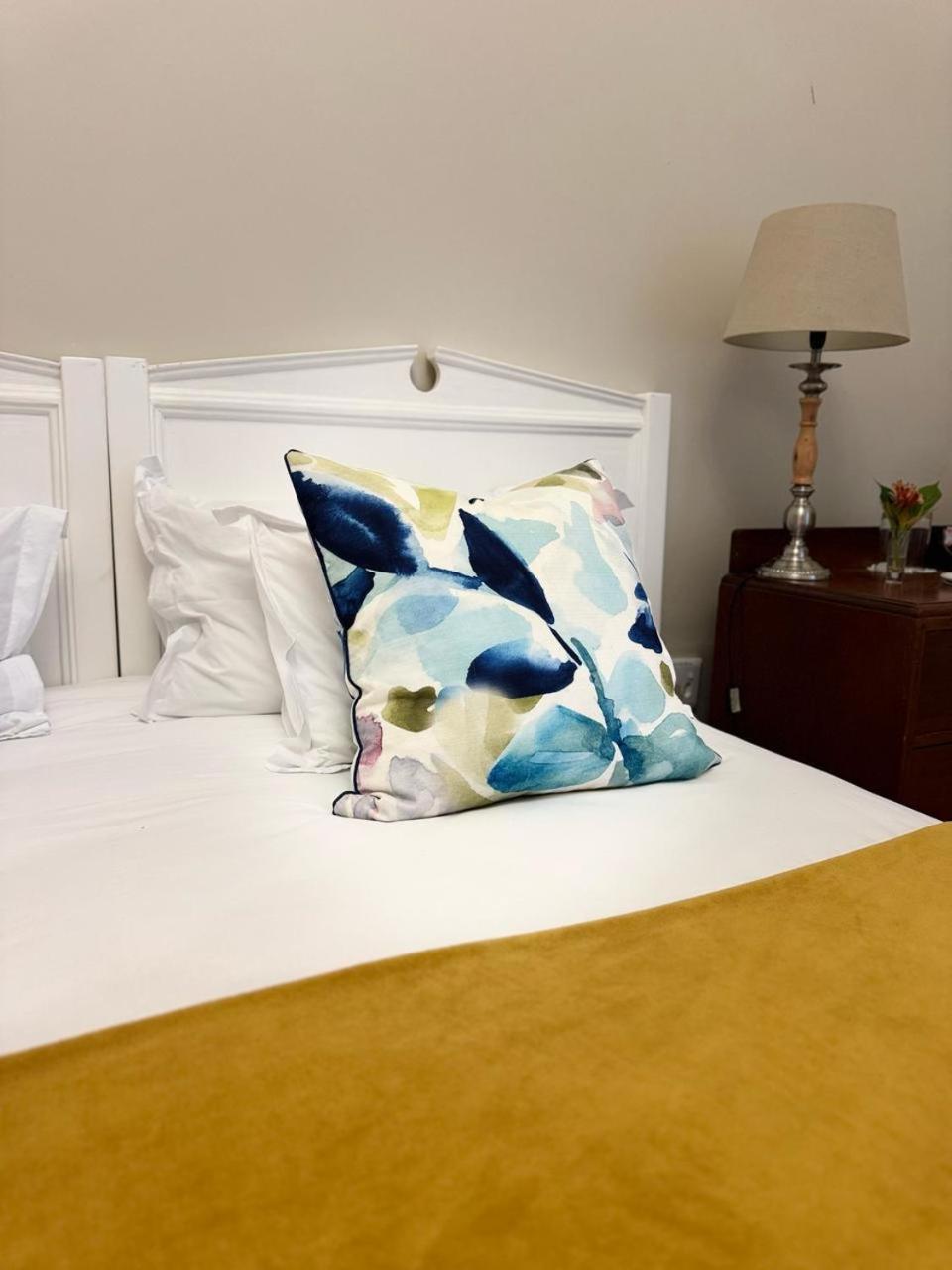The Nottingham Road Hotel Екстериор снимка